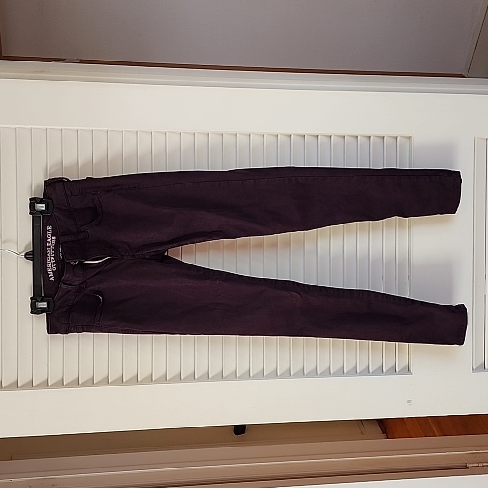 American Eagle Sateen Jegging in eggplant size 0